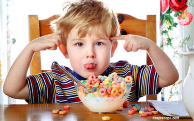 Gesturi bizare pe care le fac copiii și explicația lor